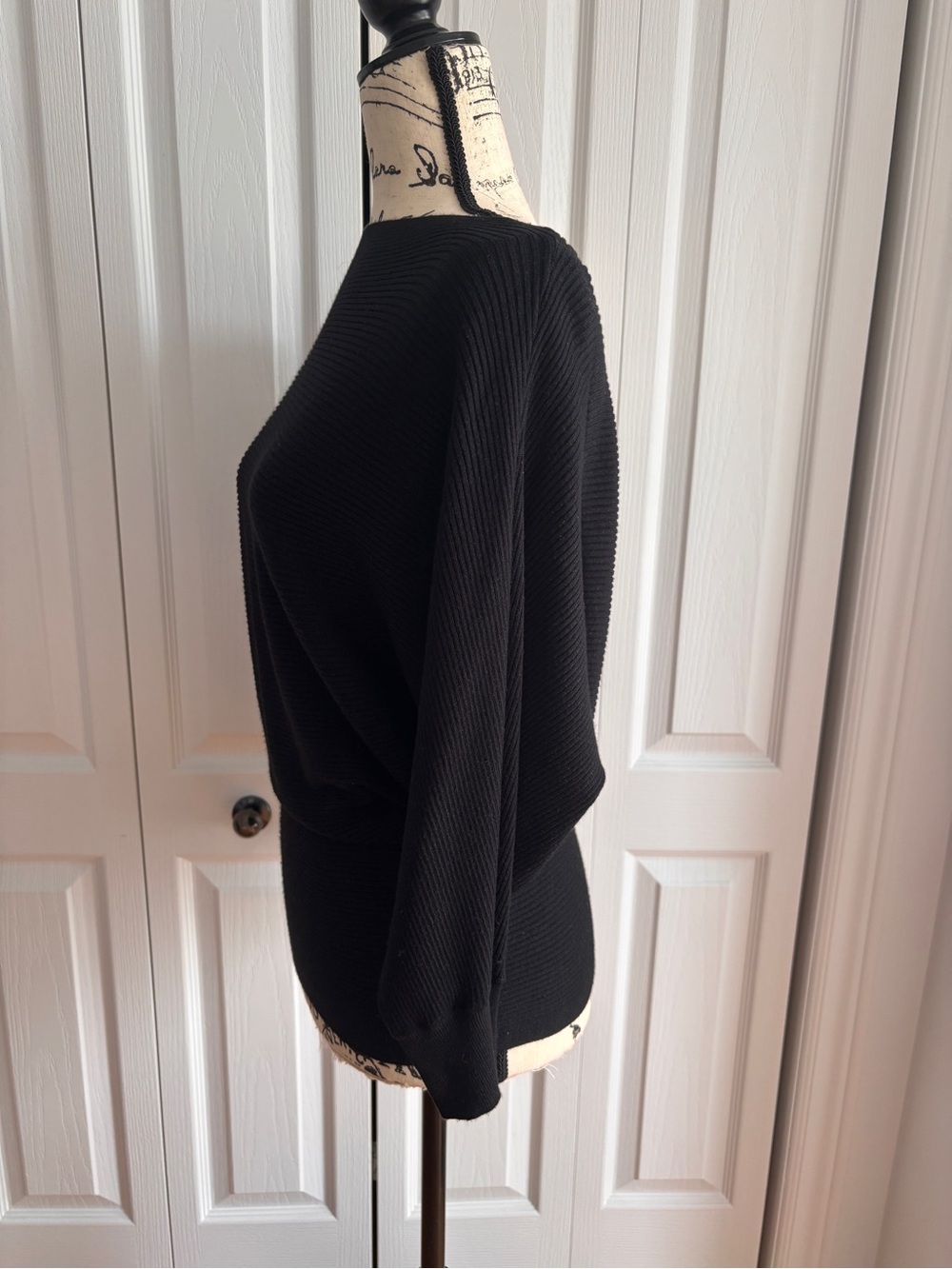 Dynamite On/Off Shoulder Ribbed Knit - Picture 4 of 6